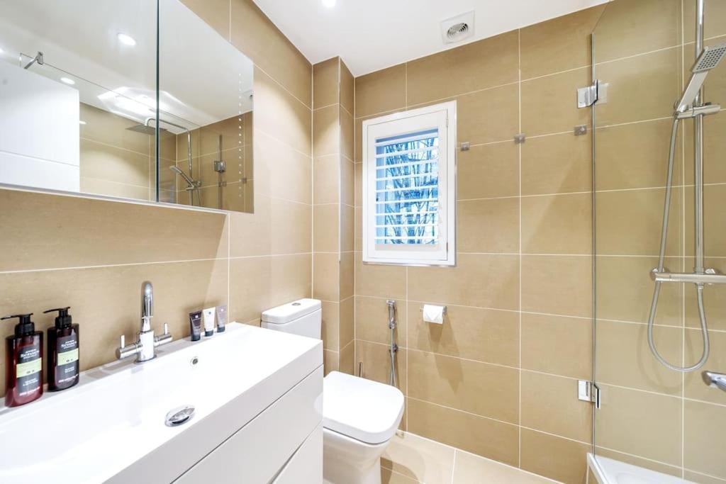 Stylish Contemporary 1 Bed Flat Near London Bridge Londres Exterior foto