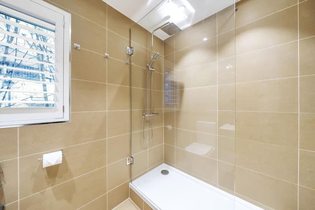 Stylish Contemporary 1 Bed Flat Near London Bridge Londres Exterior foto